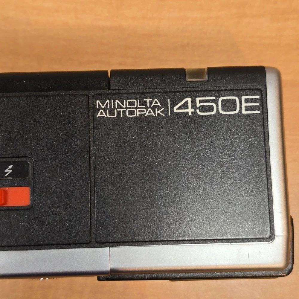 Minolta Autopack 450E Pocket Camera with built-in electric flash 110‎ film parts